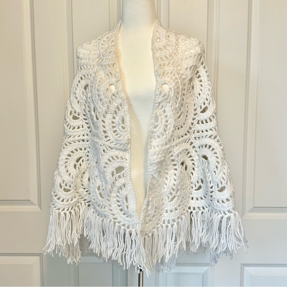 VTG Hand-Knit Crochet Fringe Cover Top Country Boho Shawl Poncho Festival Hippie - Picture 2 of 13